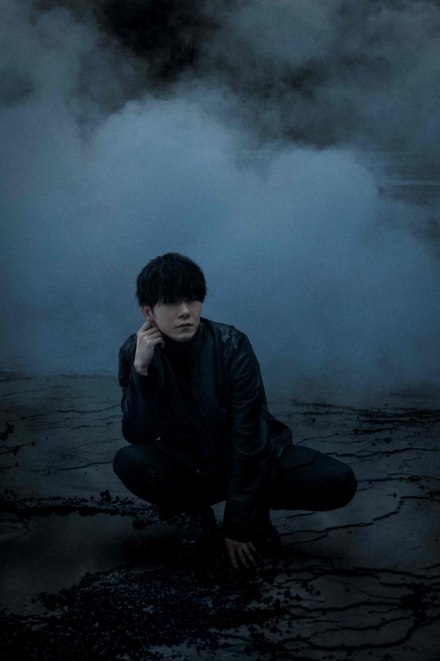 TK from 凛として時雨 ＜Support Members＞ Drums: BOBO / Bass: 吉田一郎不可触世界 / Piano: 和久井沙良 / Violin: 須原杏